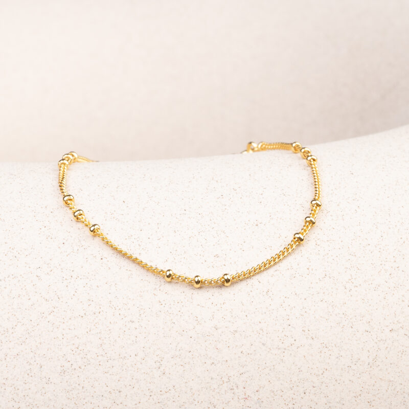 Smalt armbånd med kugler